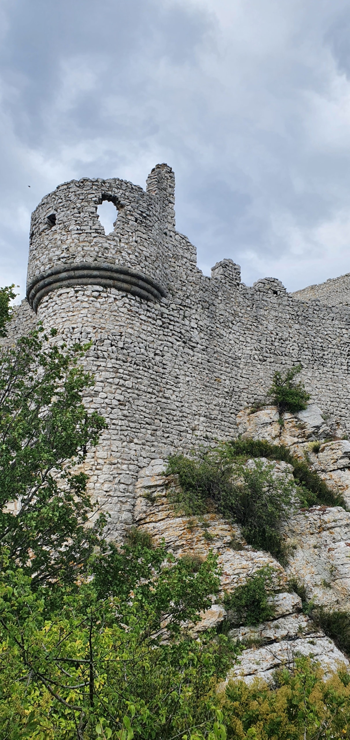 Château de Crussol en Ardèche - 04chateau-de-crussol©LittleTiti-1-scaled